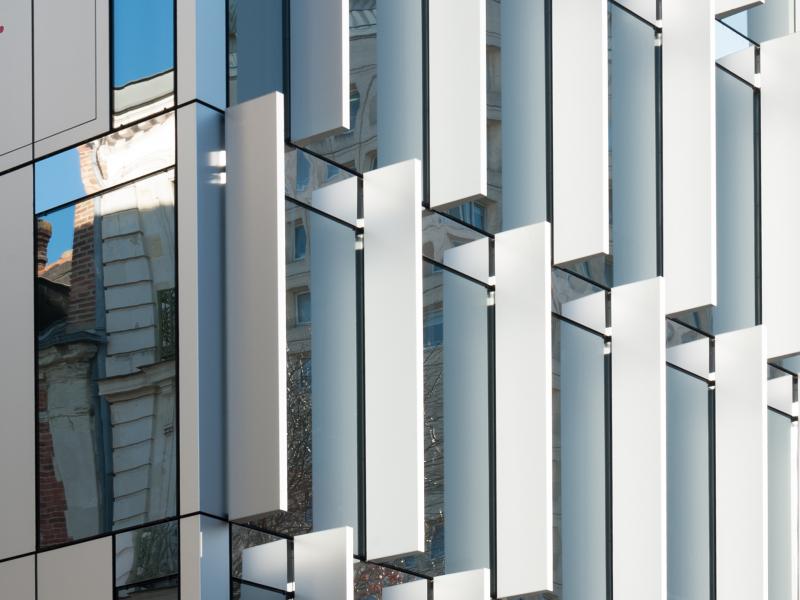 Extension et rÃ©novation dÂ´un siÃ¨ge social - 2016-09-27